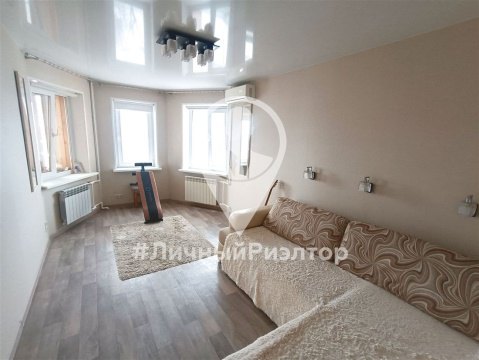 2-к квартира, 5/5 эт., 64м²