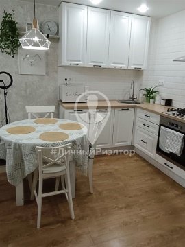 1-к квартира, 3/10 эт., 40м²