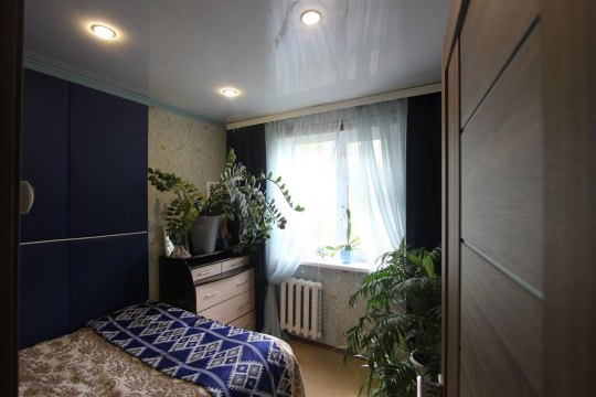 4-к квартира, 3/9 эт., 70м²