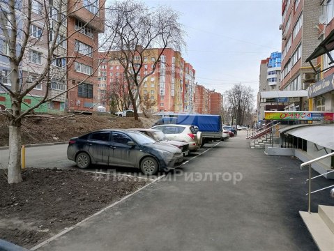 1-к квартира, 4/10 эт., 52м²