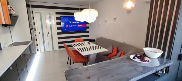 2-к квартира, 1/5 эт., 57м²