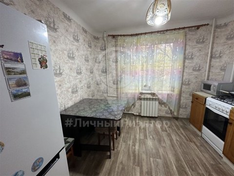 2-к квартира, 2/5 эт., 52м²