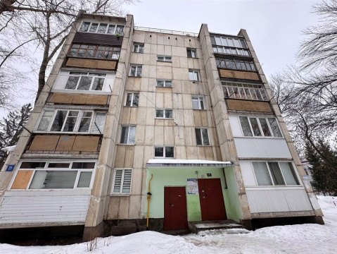 2-к квартира, 4/5 эт., 56м²