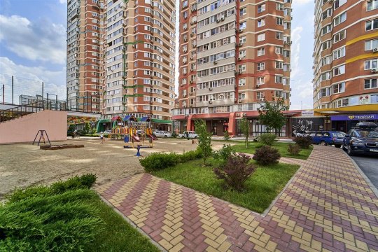 3-к квартира, 3/24 эт., 78м²