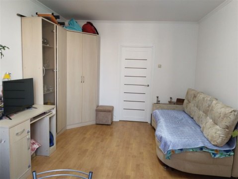 3-к квартира, 7/17 эт., 85м²