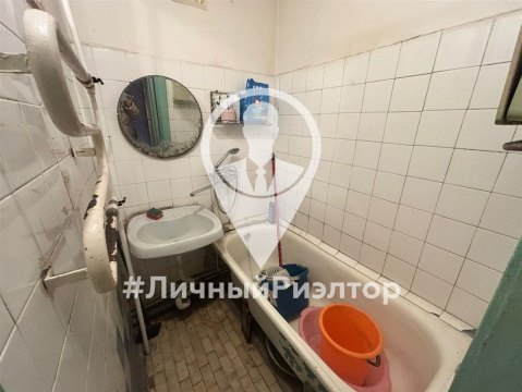 2-к квартира, 4/5 эт., 40м²