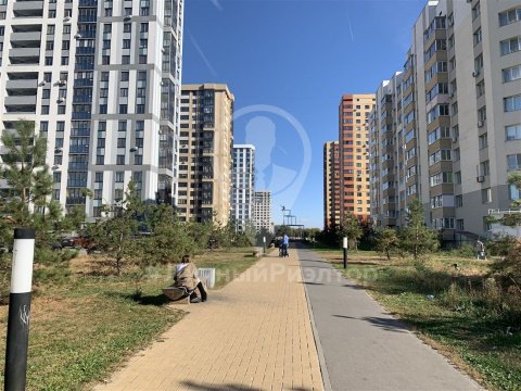 1-к квартира, 15/19 эт., 42м²