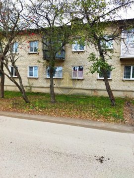 1-к квартира, 1/2 эт., 32м²