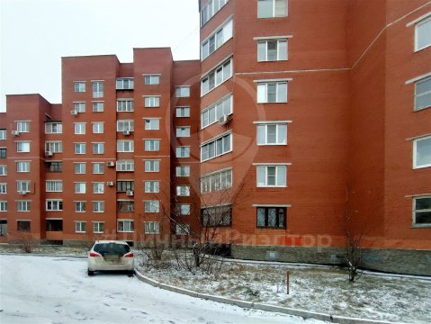 2-к квартира, 1/8 эт., 70м²