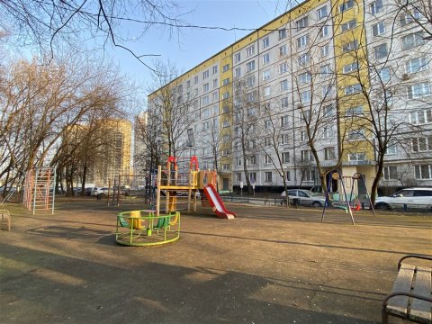 2-к квартира, 7/9 эт., 44м²