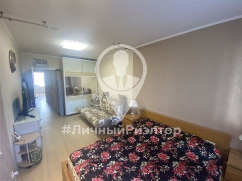 2-к квартира, 1/10 эт., 52м²