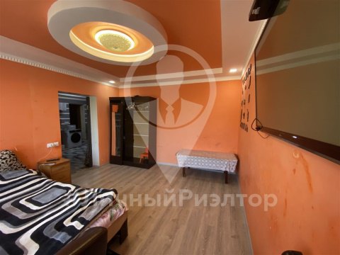 Дом 54м², участок 10,44 сот.