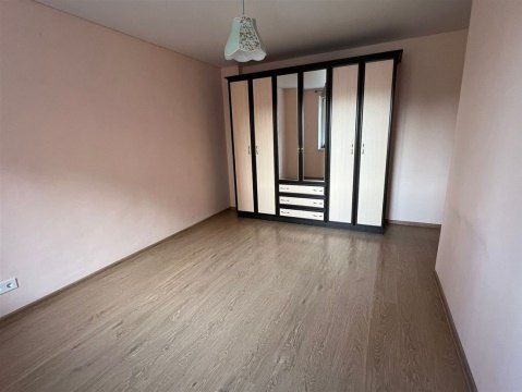 2-к квартира, 4/19 эт., 56м²