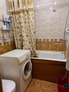 2-к квартира, 1/5 эт., 44м²