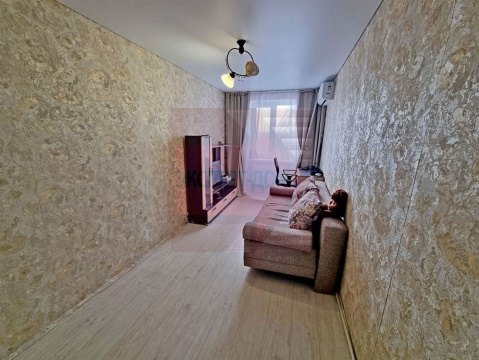 3-к квартира, 5/5 эт., 56м²