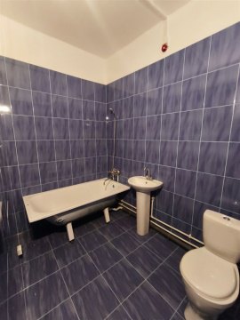 1-к квартира, 1/14 эт., 42м²