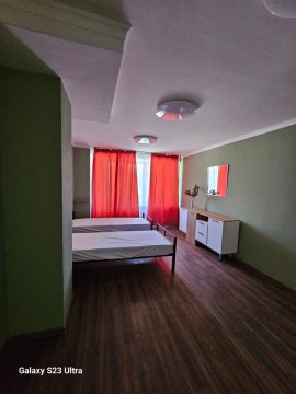 Студия, 4/4 эт., 65м²