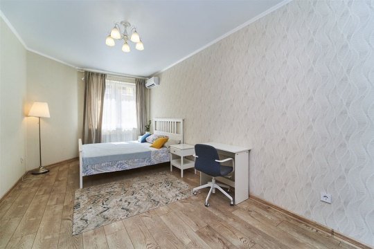 3-к квартира, 3/24 эт., 78м²