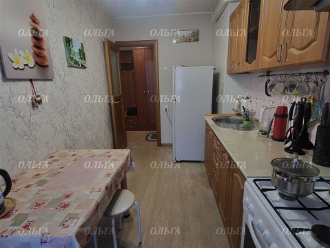 3-к квартира, 1/5 эт., 60м²