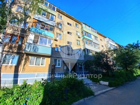 2-к квартира, 1/5 эт., 45м²