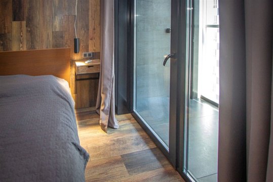 2-к квартира, 17/24 эт., 57м²