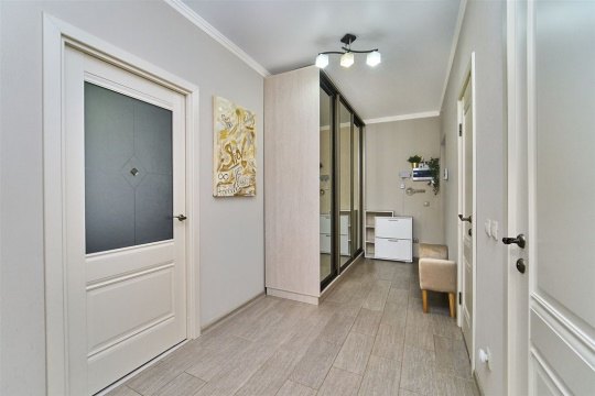 2-к квартира, 3/17 эт., 55м²