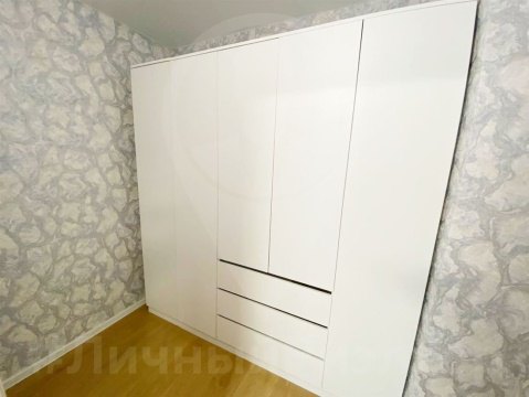 2-к квартира, 10/30 эт., 62м²