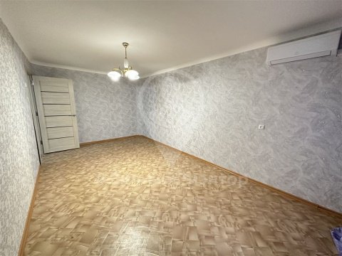 2-к квартира, 2/5 эт., 52м²