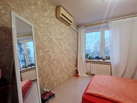 2-к квартира, 5/14 эт., 40м²