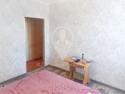 2-к квартира, 4/4 эт., 50м²