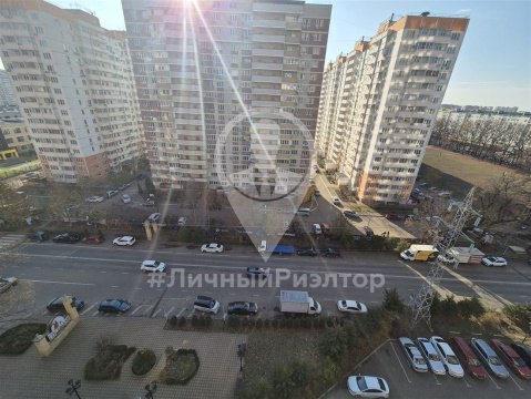 2-к квартира, 10/24 эт., 64м²