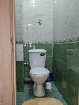 2-к квартира, 10/10 эт., 57м²