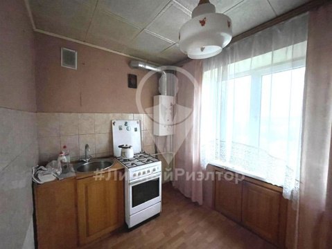 3-к квартира, 4/5 эт., 61м²