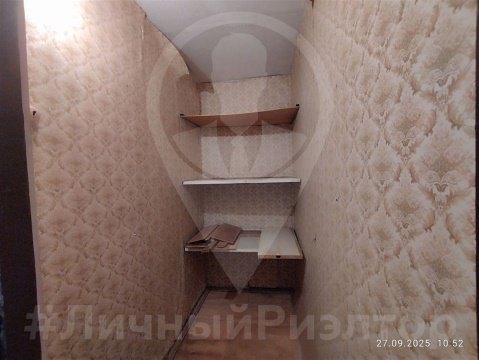 2-к квартира, 1/5 эт., 42м²