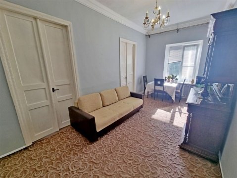 3-к квартира, 3/3 эт., 60м²