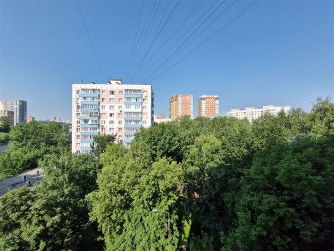 2-к квартира, 8/12 эт., 40м²