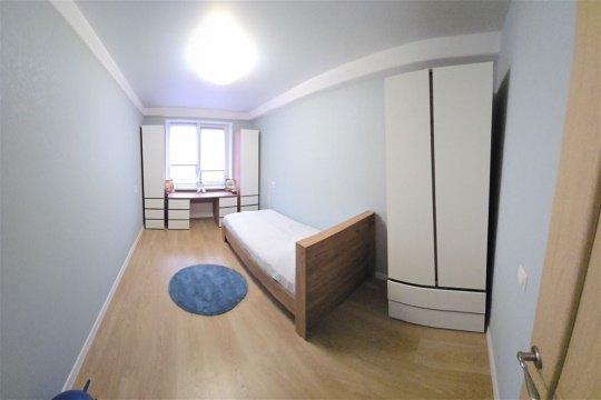 3-к квартира, 9/9 эт., 75м²