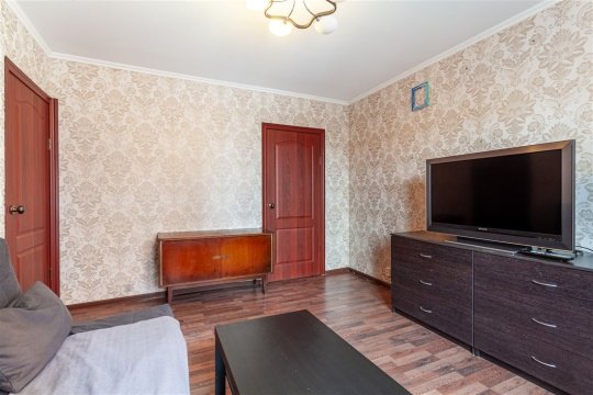 2-к квартира, 9/12 эт., 38м²