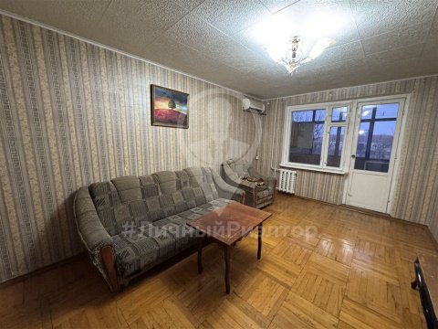 3-к квартира, 4/5 эт., 64м²