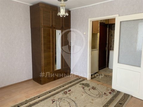 1-к квартира, 5/5 эт., 18м²