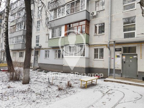 2-к квартира, 5/5 эт., 44м²