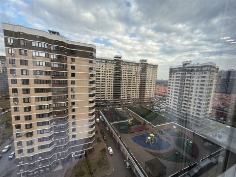 1-к квартира, 13/19 эт., 37м²