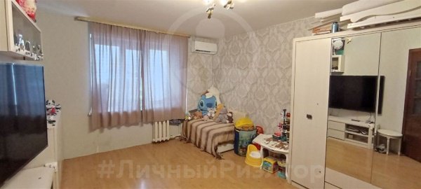 1-к квартира, 9/10 эт., 42м²