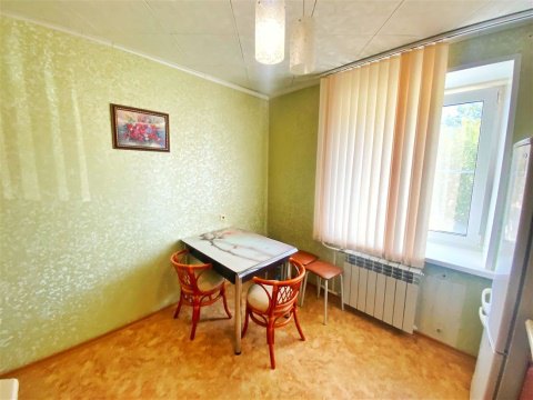 1-к квартира, 1/10 эт., 44м²