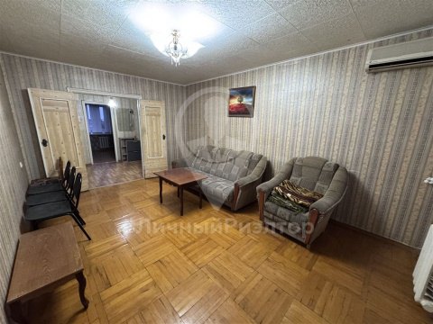 3-к квартира, 4/5 эт., 64м²