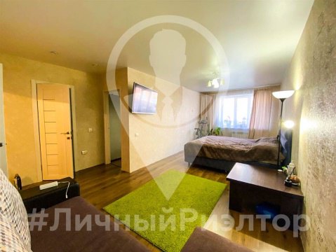 1-к квартира, 1/5 эт., 50м²