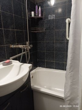 4-к квартира, 4/9 эт., 90м²