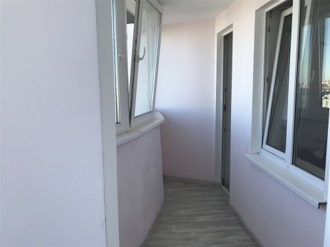 2-к квартира, 17/24 эт., 58м²