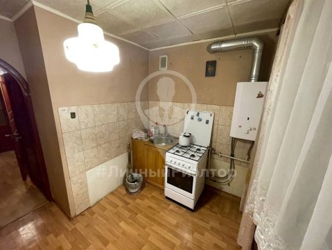 3-к квартира, 4/5 эт., 61м²