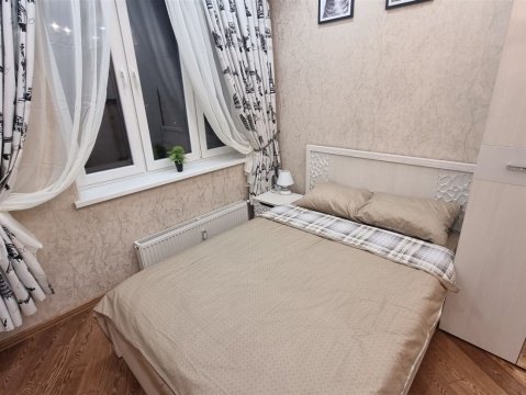 3-к квартира, 10/15 эт., 77м²